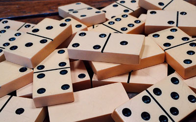 Dominoes